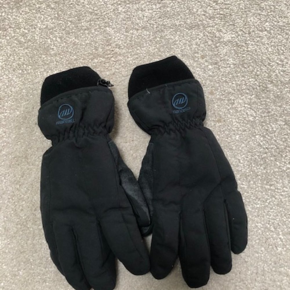 Men's Medium Manzella ski gloves